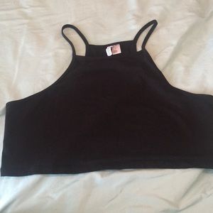 Black crop tank